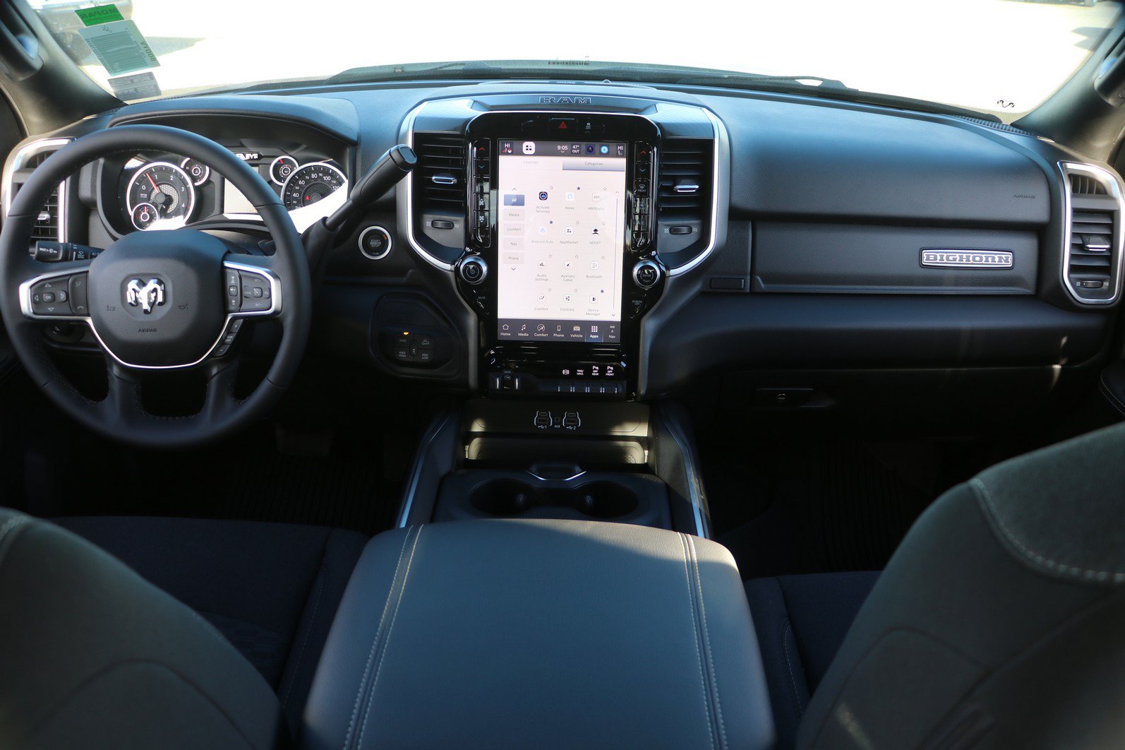 New 2026 RAM 2500 Big Horn AWD/4WD image 16