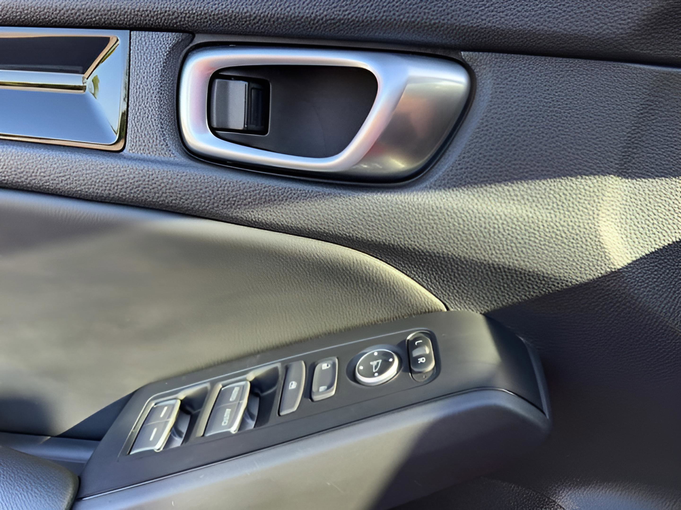 Used 2024 Honda Civic EX-L image 21