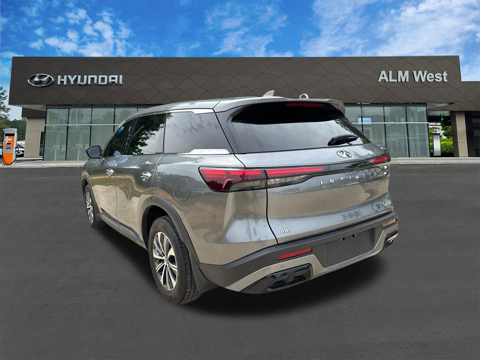 Used 2024 INFINITI QX60 Pure AWD/4WD image 7