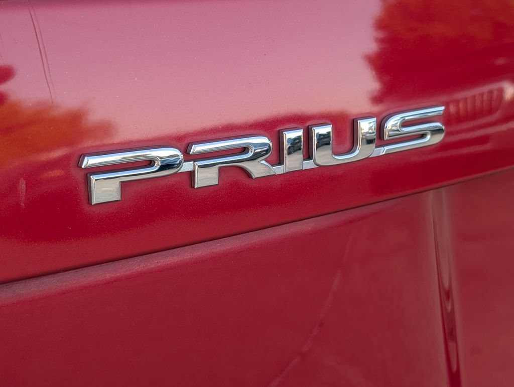 Used 2015 Toyota Prius Four FWD image 30