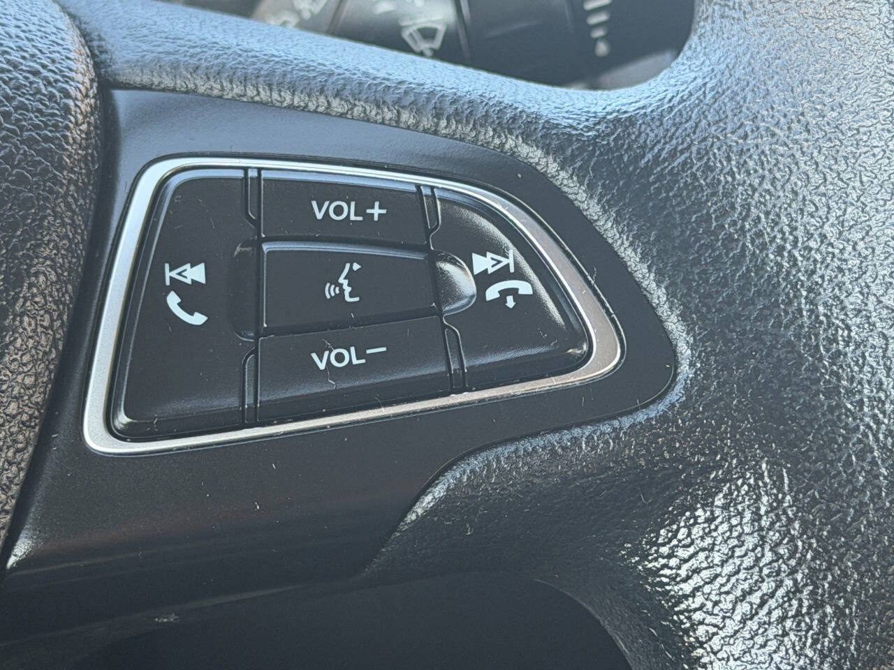 Used 2016 Ford Focus SE image 31