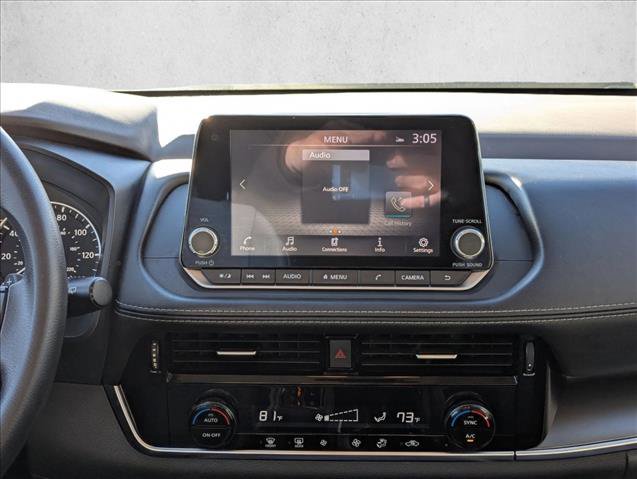 Used 2023 Nissan Rogue SV image 13