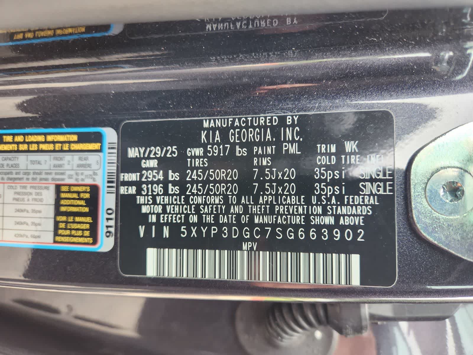 Certified 2025 Kia Telluride EX w/ EX Captain's Chair Package AWD/4WD image 33