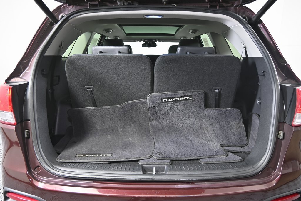 Used 2017 Kia Sorento EX w/ EX Advanced Touring Package image 18