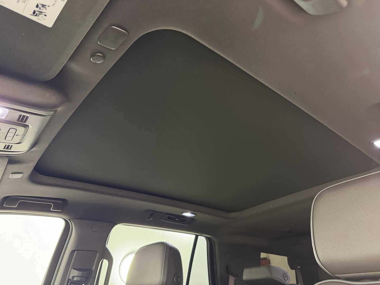 Used 2023 GMC Yukon Denali AWD/4WD image 35