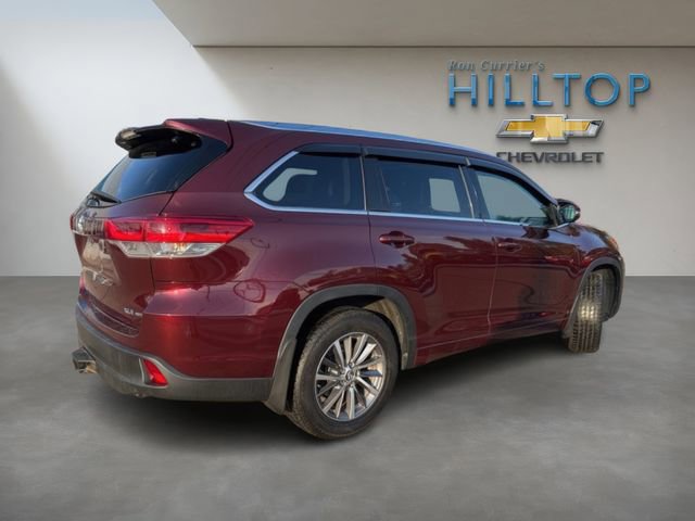 Used 2018 Toyota Highlander XLE image 6