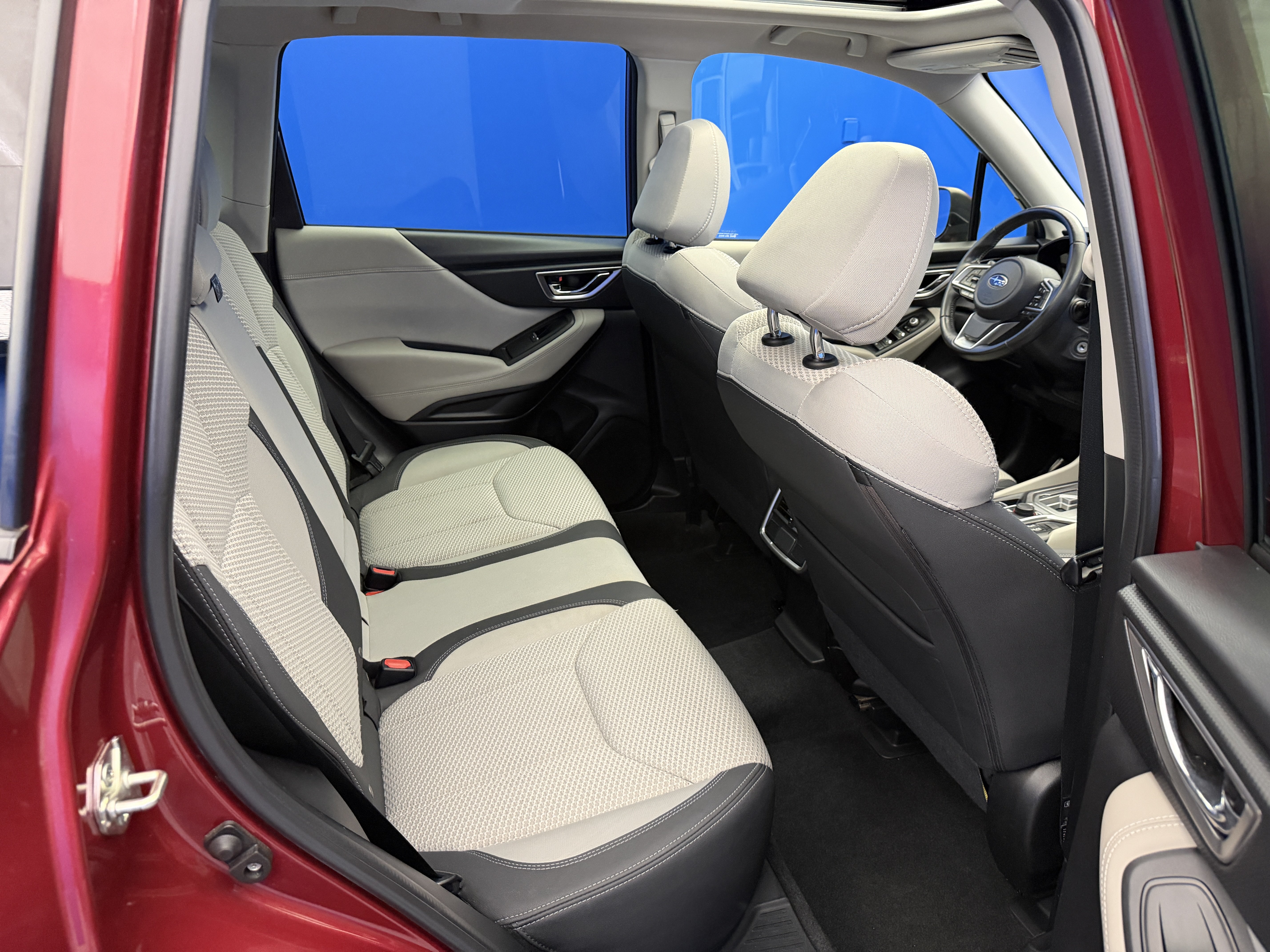 Used 2020 Subaru Forester Premium AWD/4WD image 26