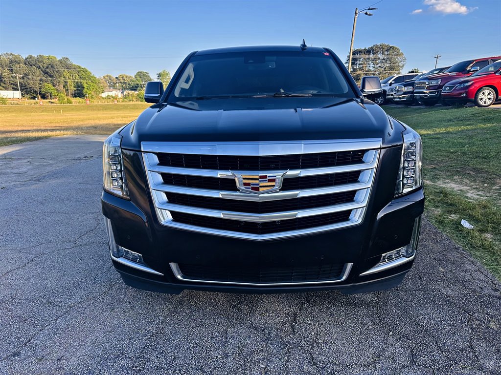 Used 2016 Cadillac Escalade ESV Luxury AWD/4WD image 2