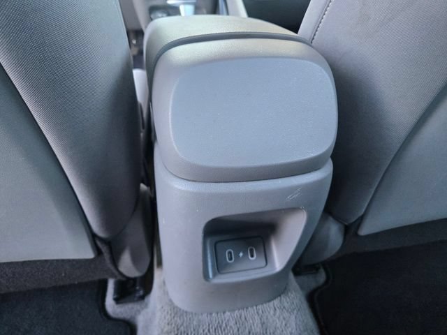Used 2024 Hyundai Elantra Blue FWD image 16