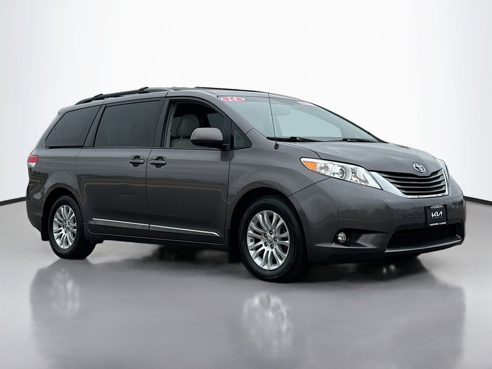 Used 2014 Toyota Sienna XLE