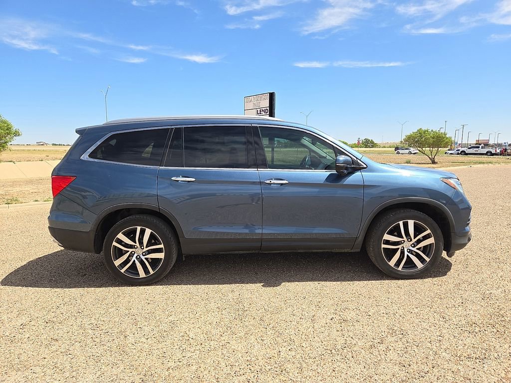 Used 2017 Honda Pilot Touring image 6