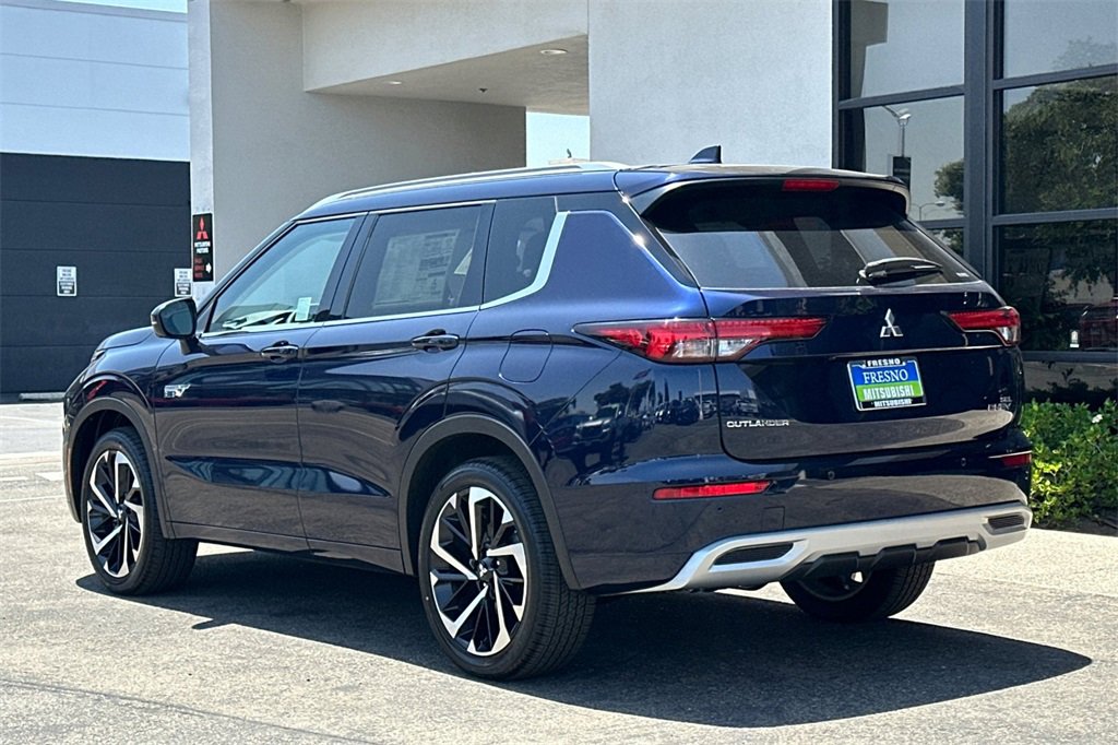 New 2025 Mitsubishi Outlander SEL image 7