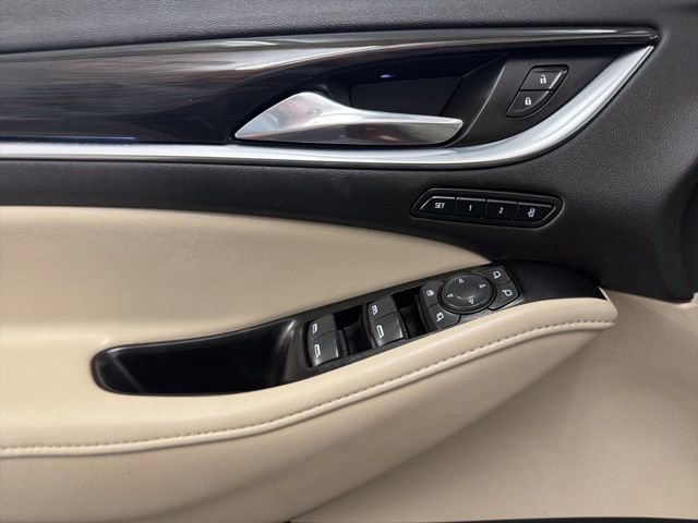 Used 2019 Buick Enclave Premium image 23