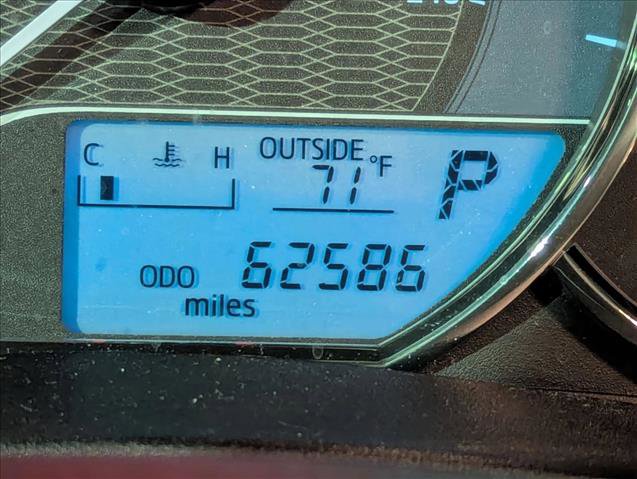 Used 2014 Toyota Corolla LE FWD image 14