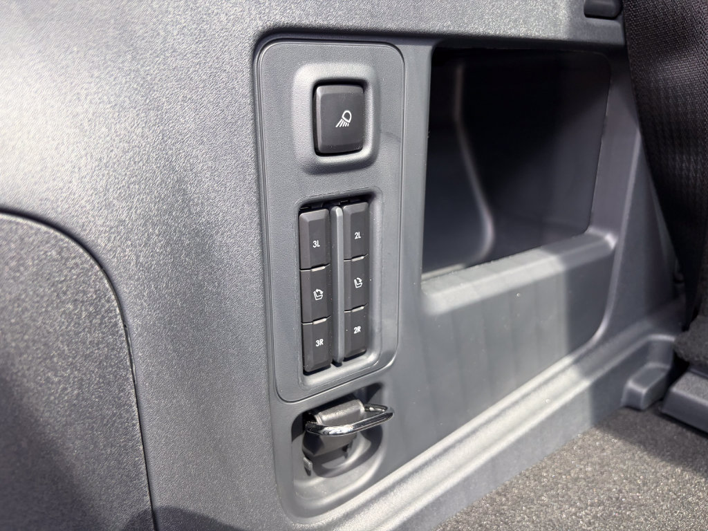 New 2027 Lincoln Navigator Premiere AWD/4WD image 25