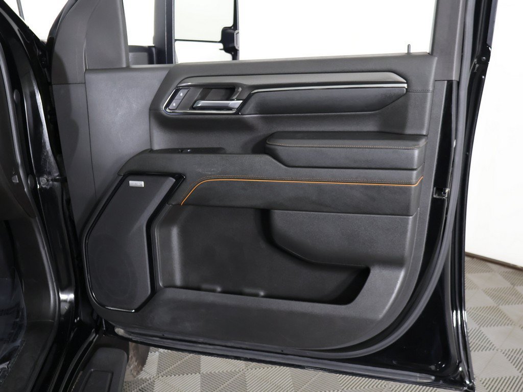 Used 2024 GMC Sierra 2500 AT4 w/ AT4 Premium Plus Package AWD/4WD image 28