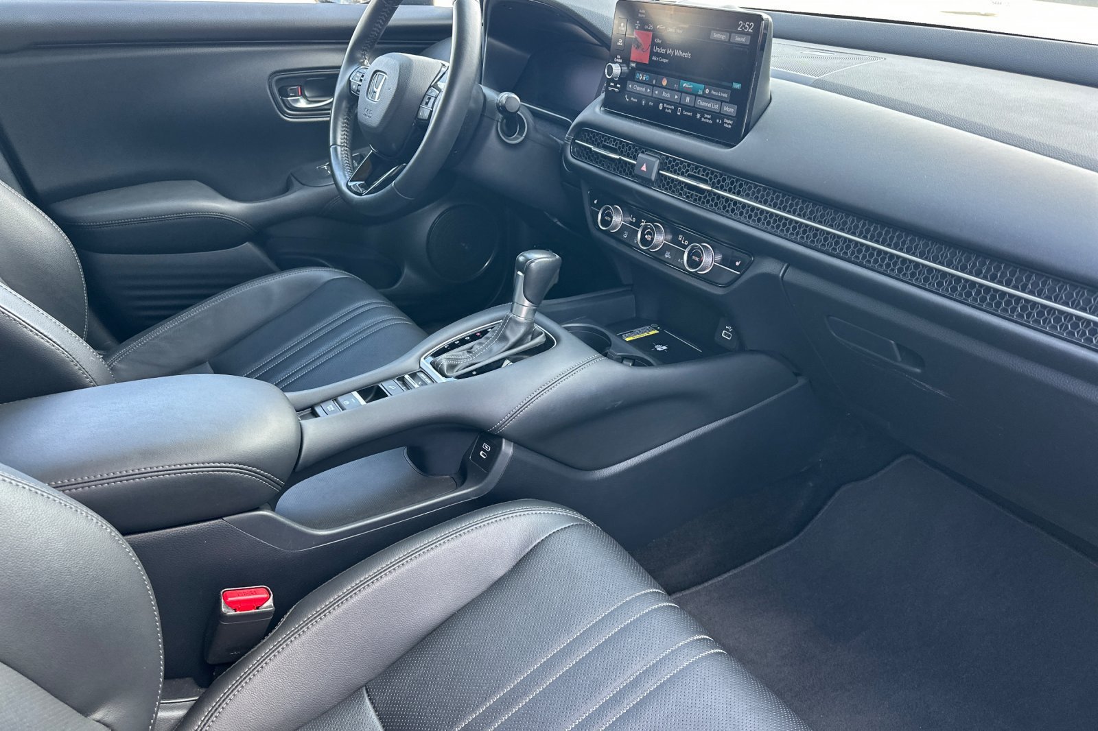 Certified 2024 Honda HR-V EX-L image 16