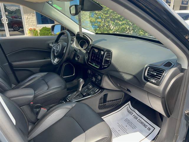 Used 2018 Jeep Compass Limited w/ Navigation Group AWD/4WD image 14