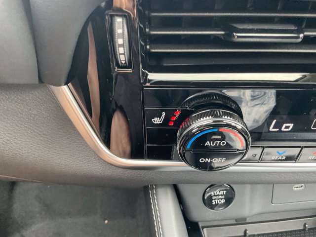 New 2026 Nissan Rogue Platinum w/ Platinum Premium Package AWD/4WD image 23