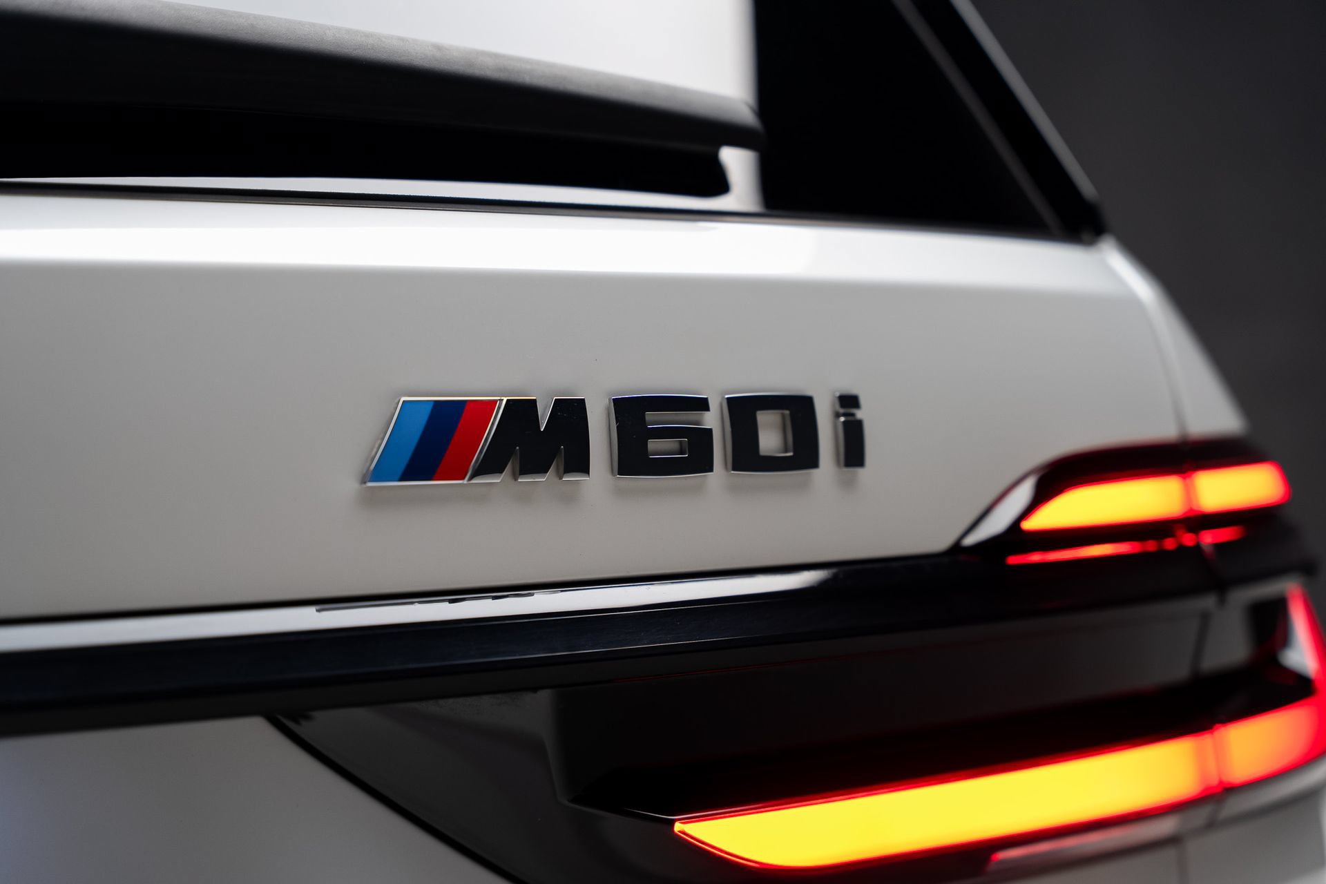 Used 2024 BMW X7 M60i AWD/4WD image 32