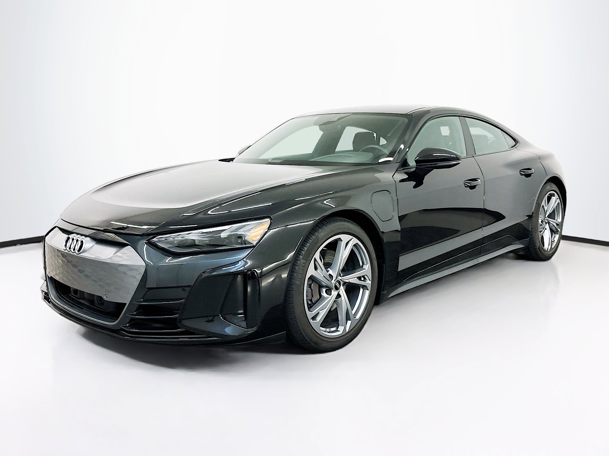Used 2022 Audi e-tron GT Premium Plus AWD/4WD image 3