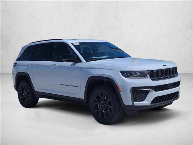 New 2026 Jeep Grand Cherokee Altitude RWD image 6