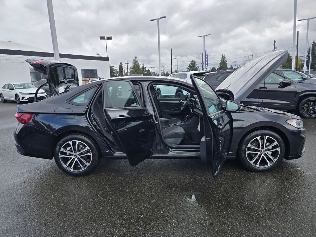 New 2026 Volkswagen Jetta Sport FWD image 16