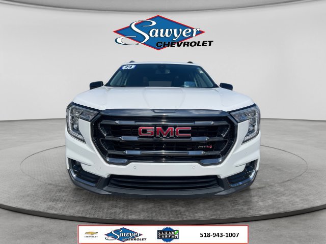 Used 2024 GMC Terrain AT4 w/ Tech Package AWD/4WD image 8