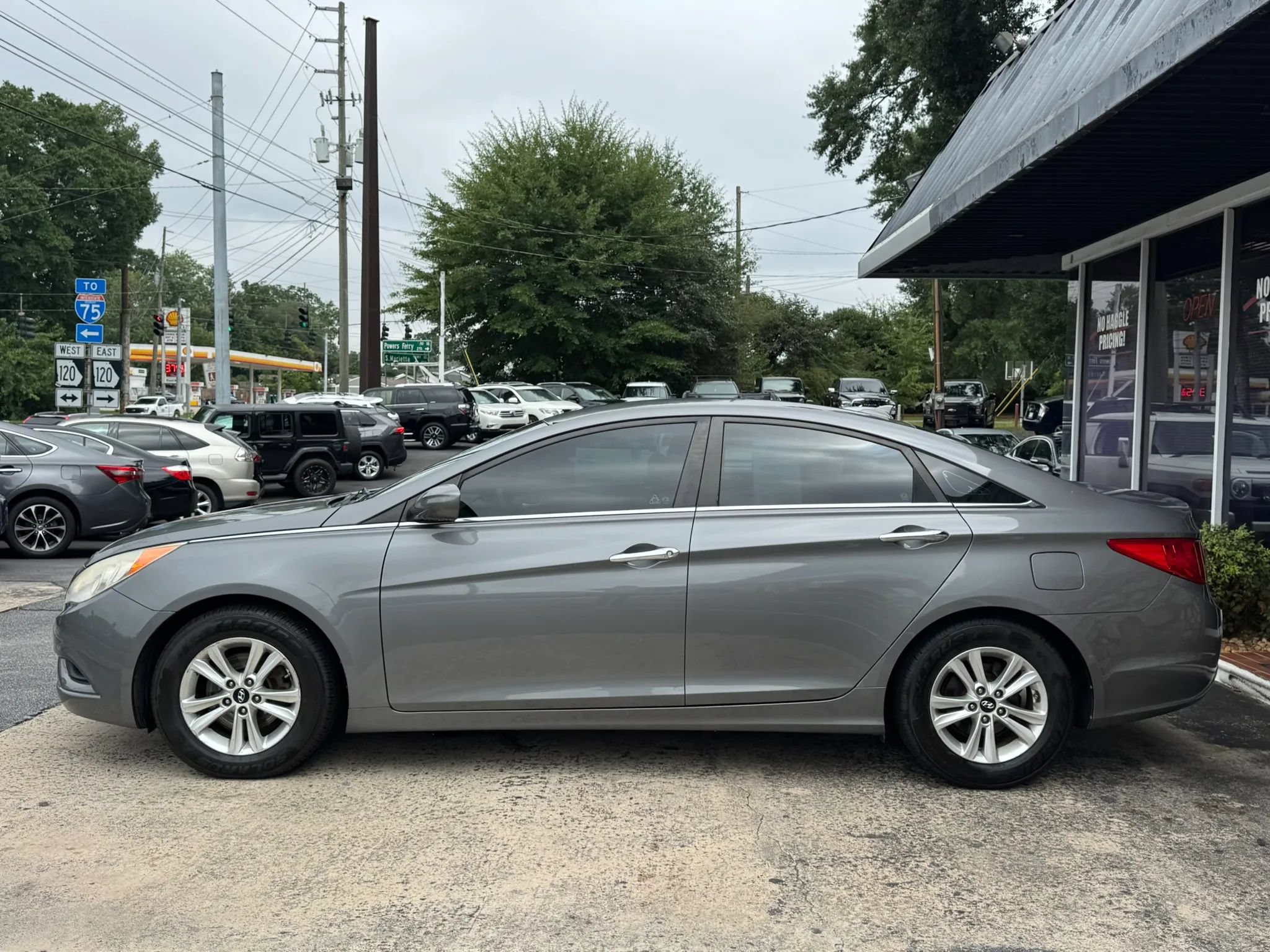 Used 2013 Hyundai Sonata GLS FWD image 4