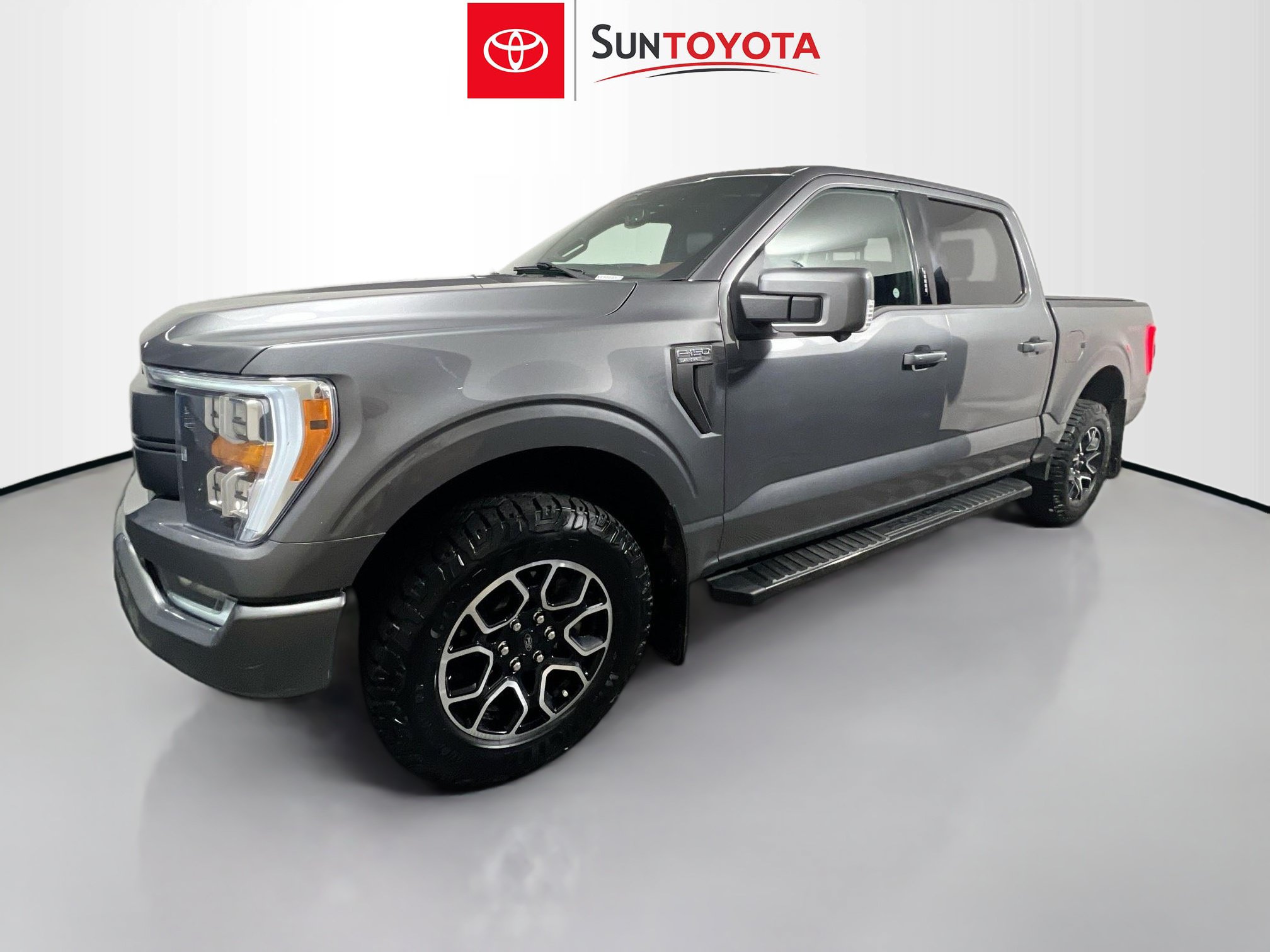 Used 2023 Ford F150 Lariat AWD/4WD image 9