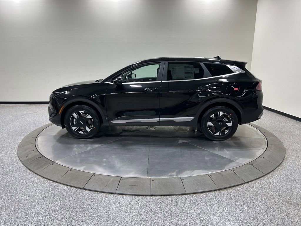 New 2026 Kia Sportage LX FWD image 9