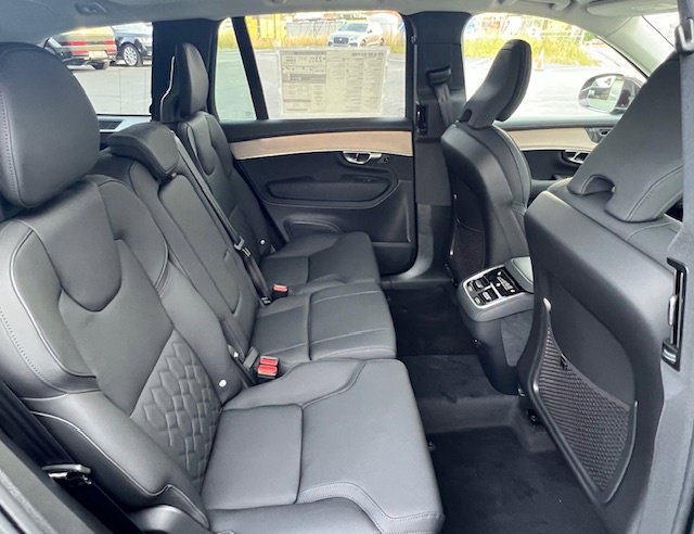 New 2026 Volvo XC90 B6 Plus w/ Protection Package Premier AWD/4WD image 18
