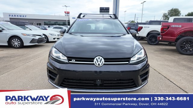 Used 2017 Volkswagen Golf R 4-Door AWD/4WD image 2