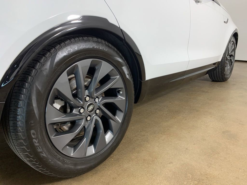 Used 2023 Land Rover Discovery S R-Dynamic AWD/4WD image 9