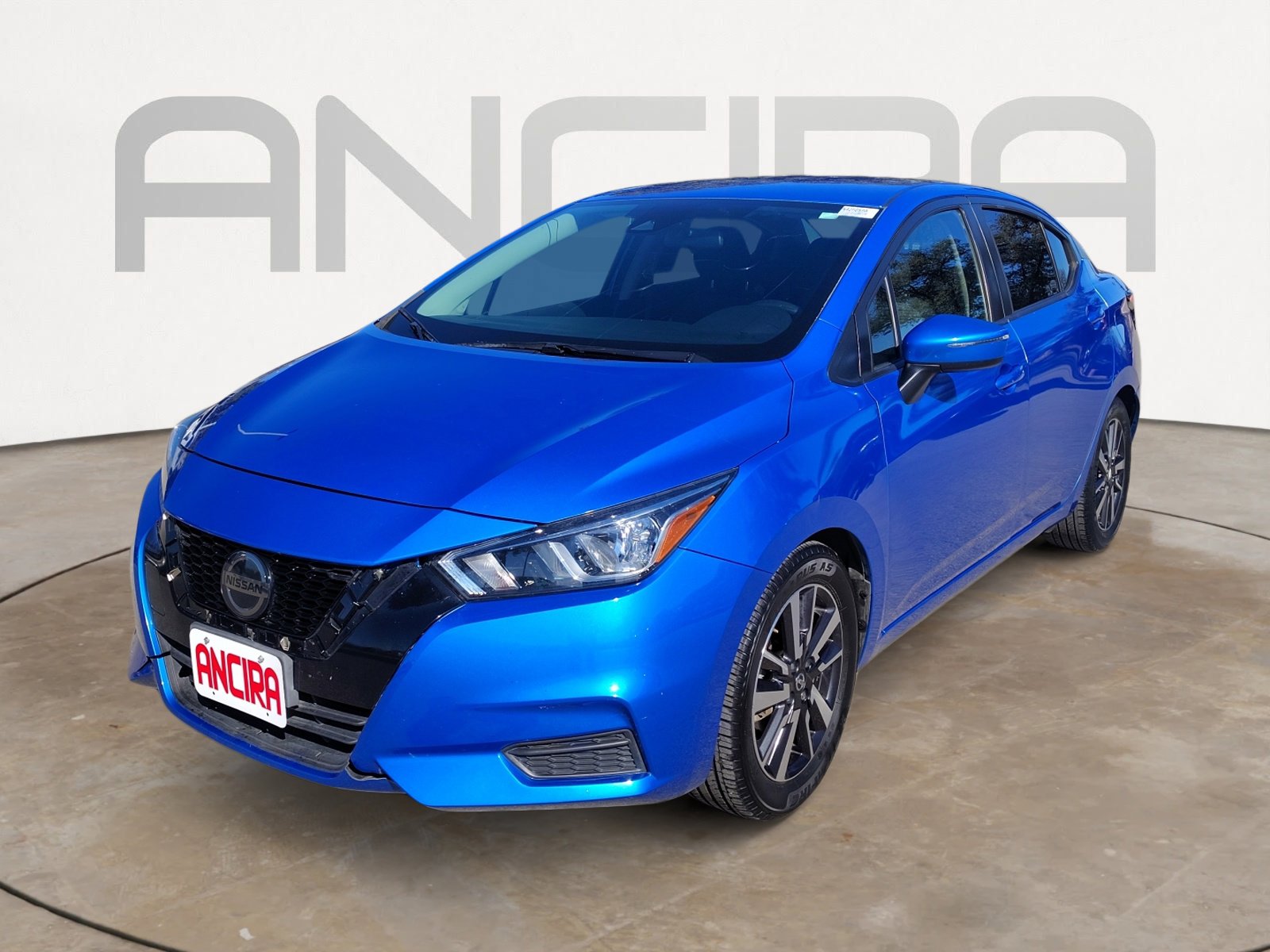 Used 2020 Nissan Versa SV image 9