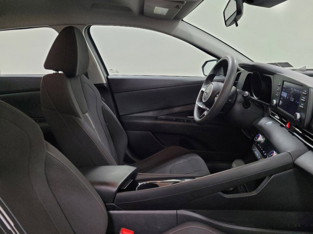 Used 2021 Hyundai Elantra Blue image 21