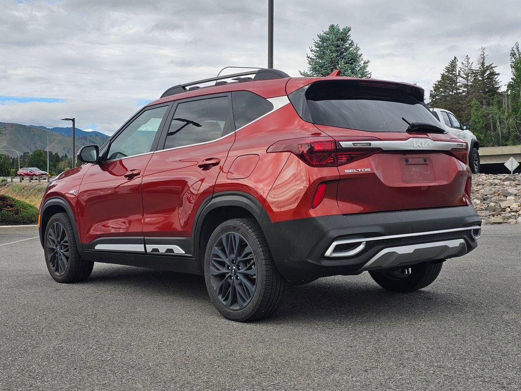 Used 2022 Kia Seltos Nightfall Edition AWD/4WD image 3