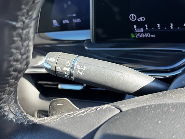 Certified 2024 Cadillac Escalade Sport w/ LPO, ONYX Package image 38