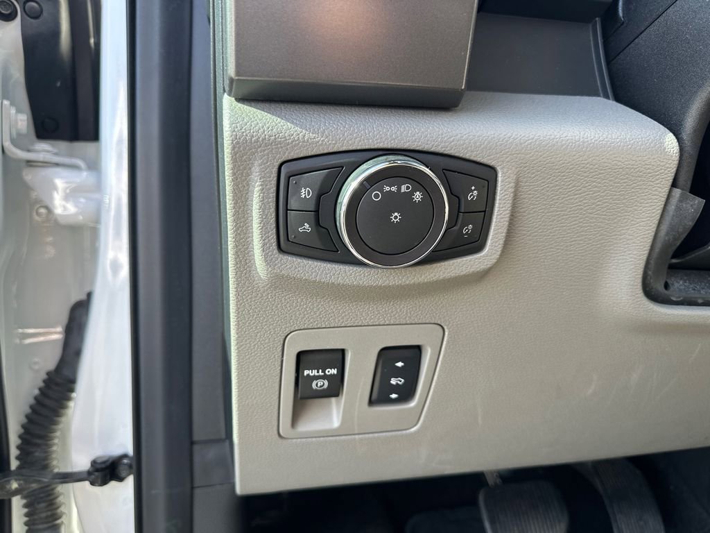 Used 2018 Ford F150 XLT w/ Equipment Group 302A Luxury image 20