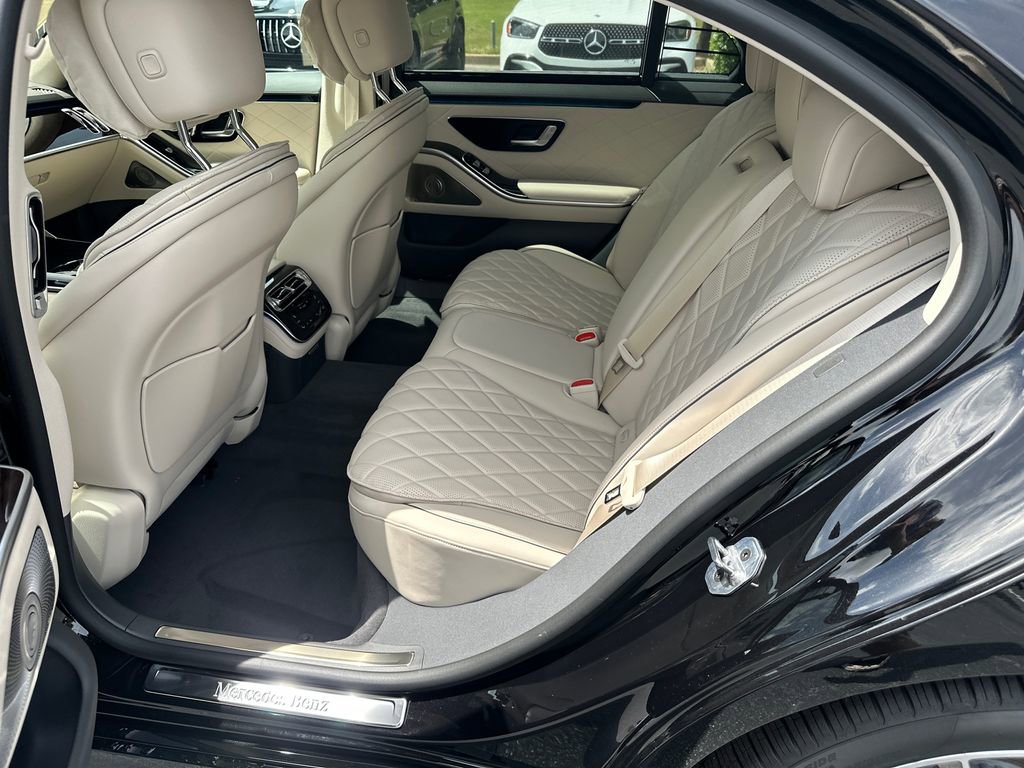 New 2026 Mercedes-Benz S 580 4MATIC Sedan image 23