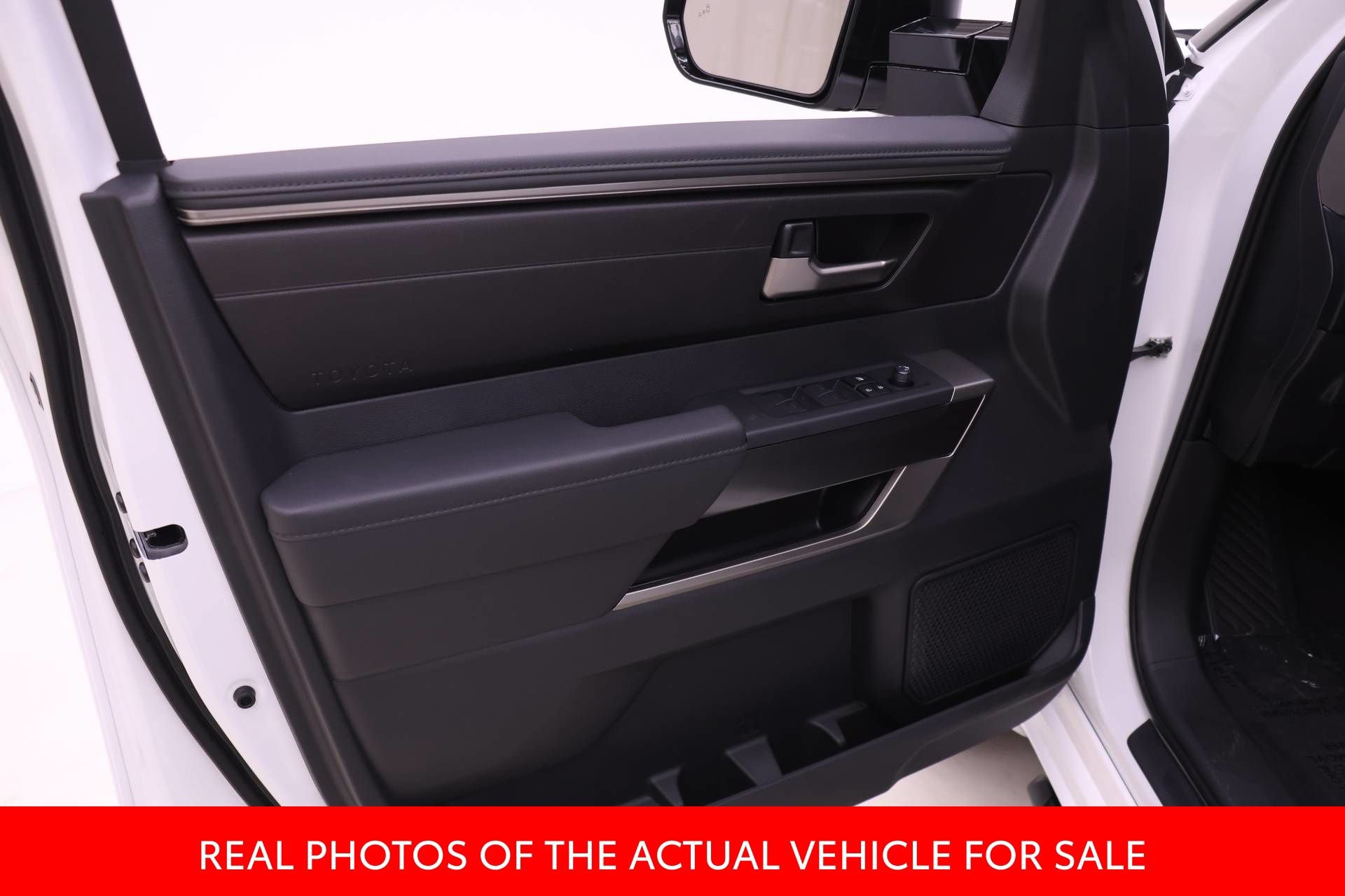 New 2026 Toyota Tundra SR5 w/ SR5 Premium Package AWD/4WD image 9