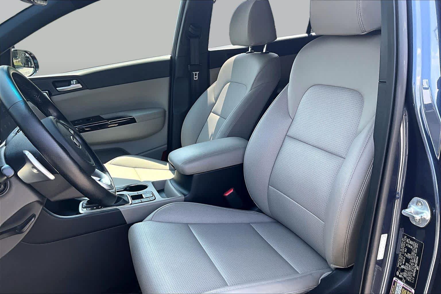 Used 2021 Kia Sportage S w/ S FWD Premium Package image 8