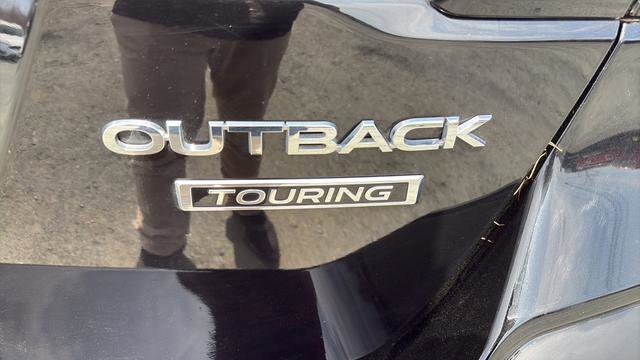 Used 2022 Subaru Outback Touring image 11