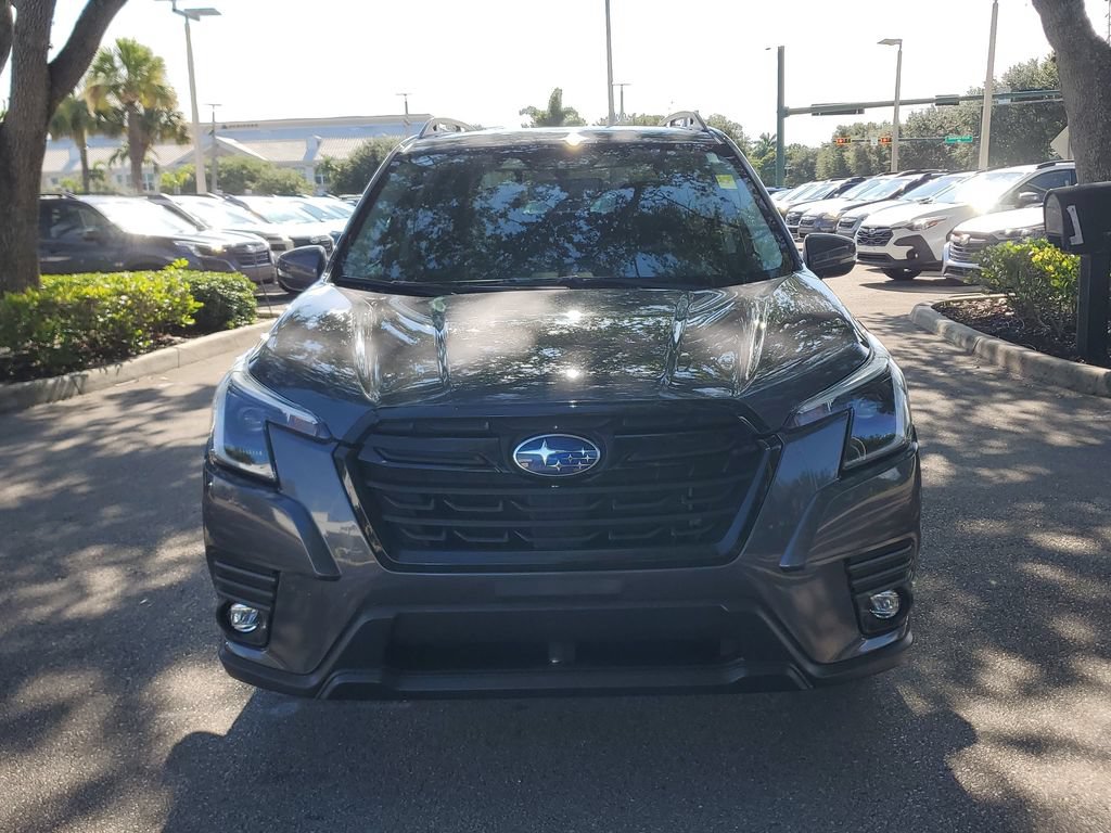 Used 2024 Subaru Forester Limited AWD/4WD image 8