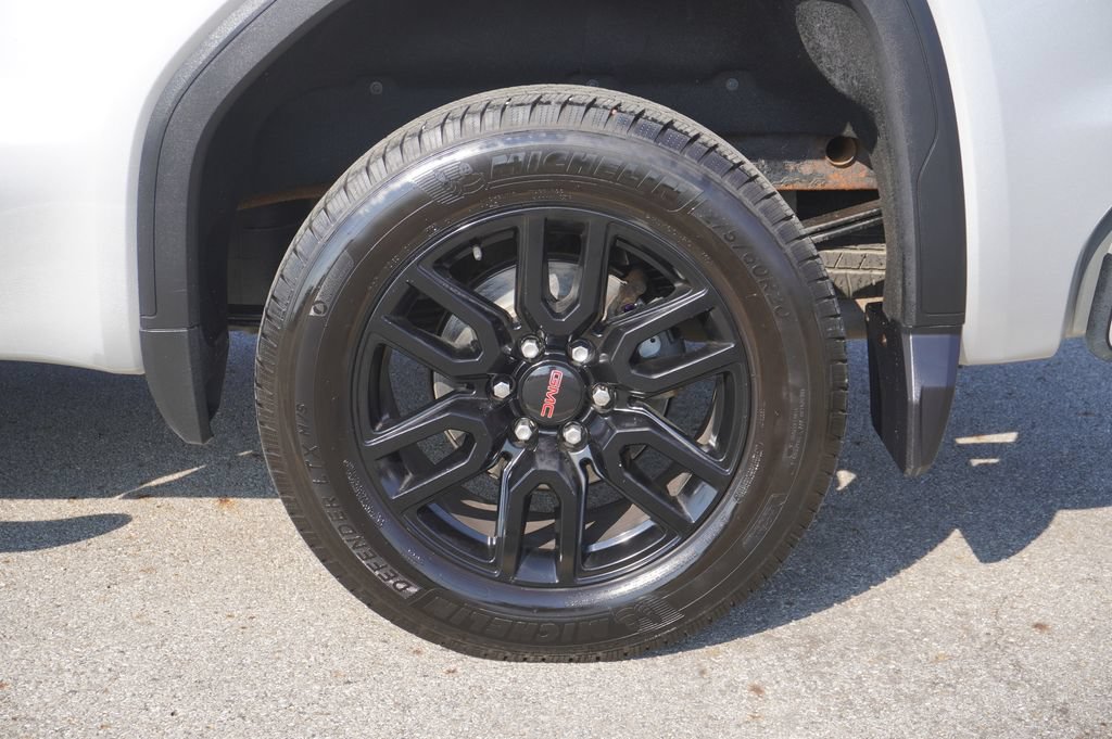 Used 2020 GMC Sierra 1500 Elevation w/ Elevation Value Package AWD/4WD image 11