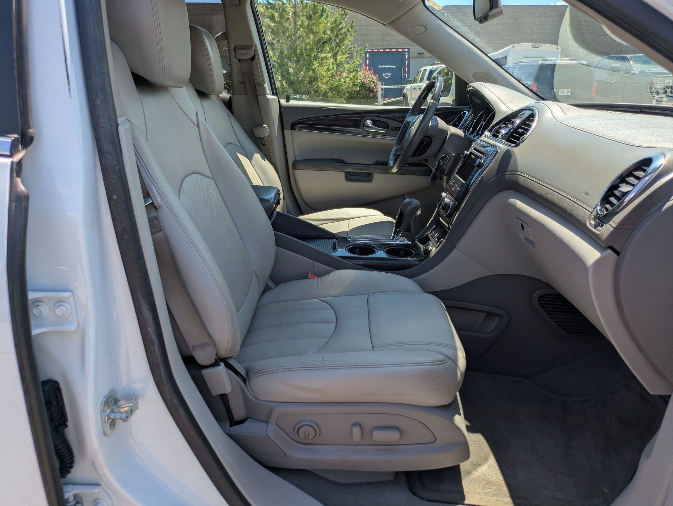 Used 2017 Buick Enclave Leather AWD/4WD image 30