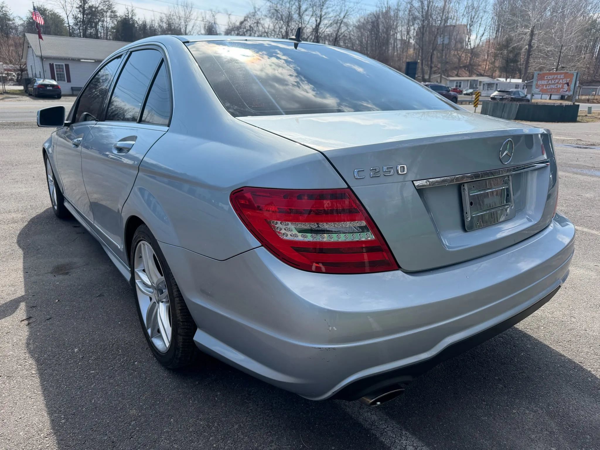 Used 2013 Mercedes-Benz C 250 Sedan image 10