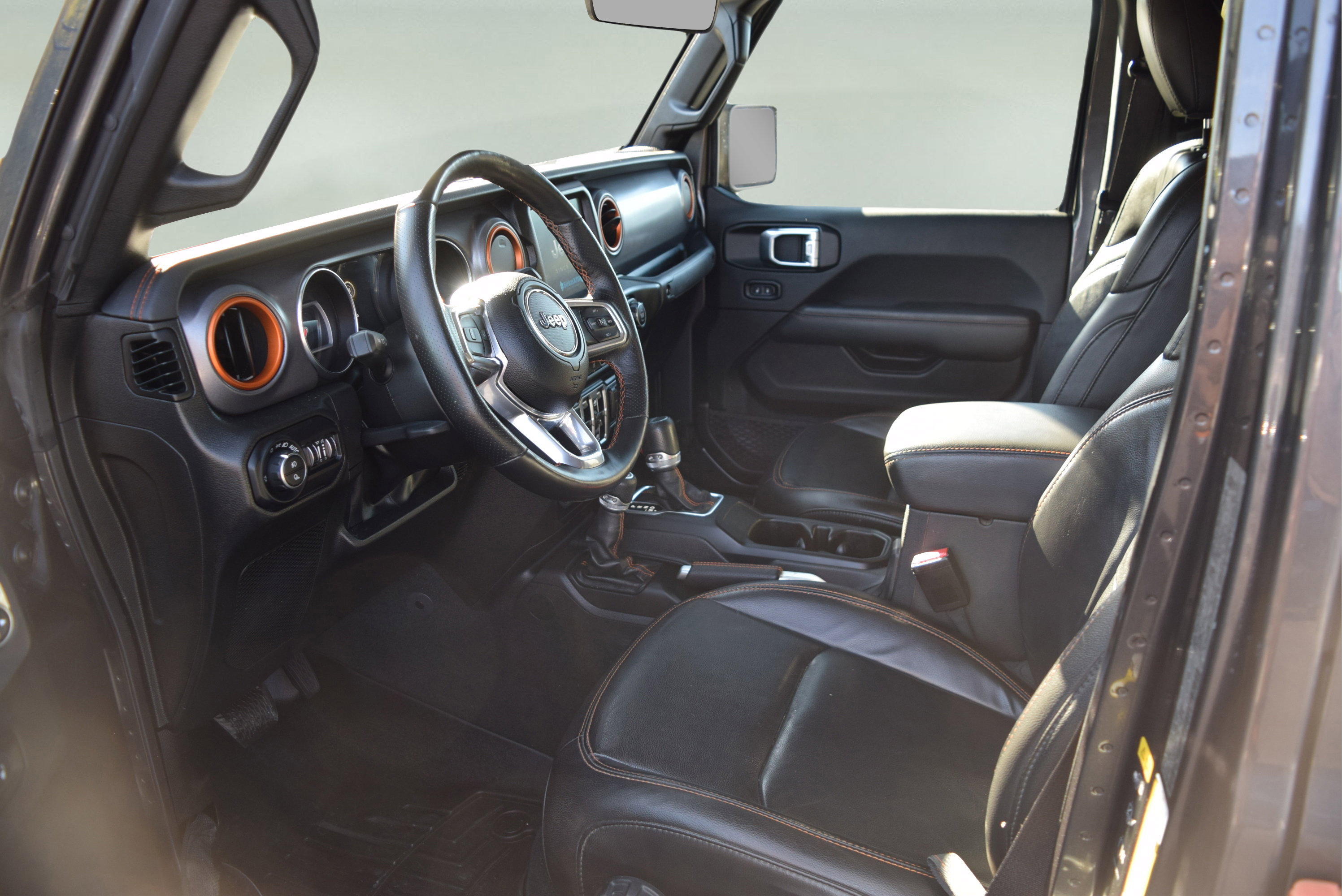 Used 2022 Jeep Gladiator Mojave w/ Cold Weather Group image 10