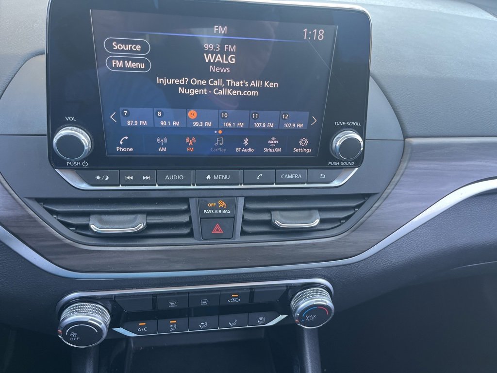 Used 2024 Nissan Altima 2.5 SV image 16