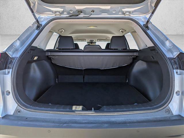 Used 2024 Toyota Corolla Cross XLE image 5